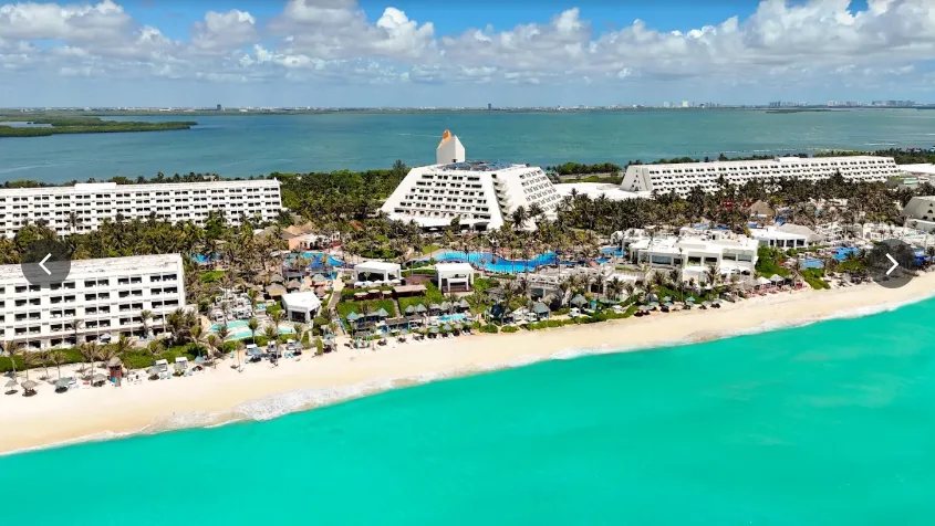 The Grand Oasis Cancun All Inclusive Resort